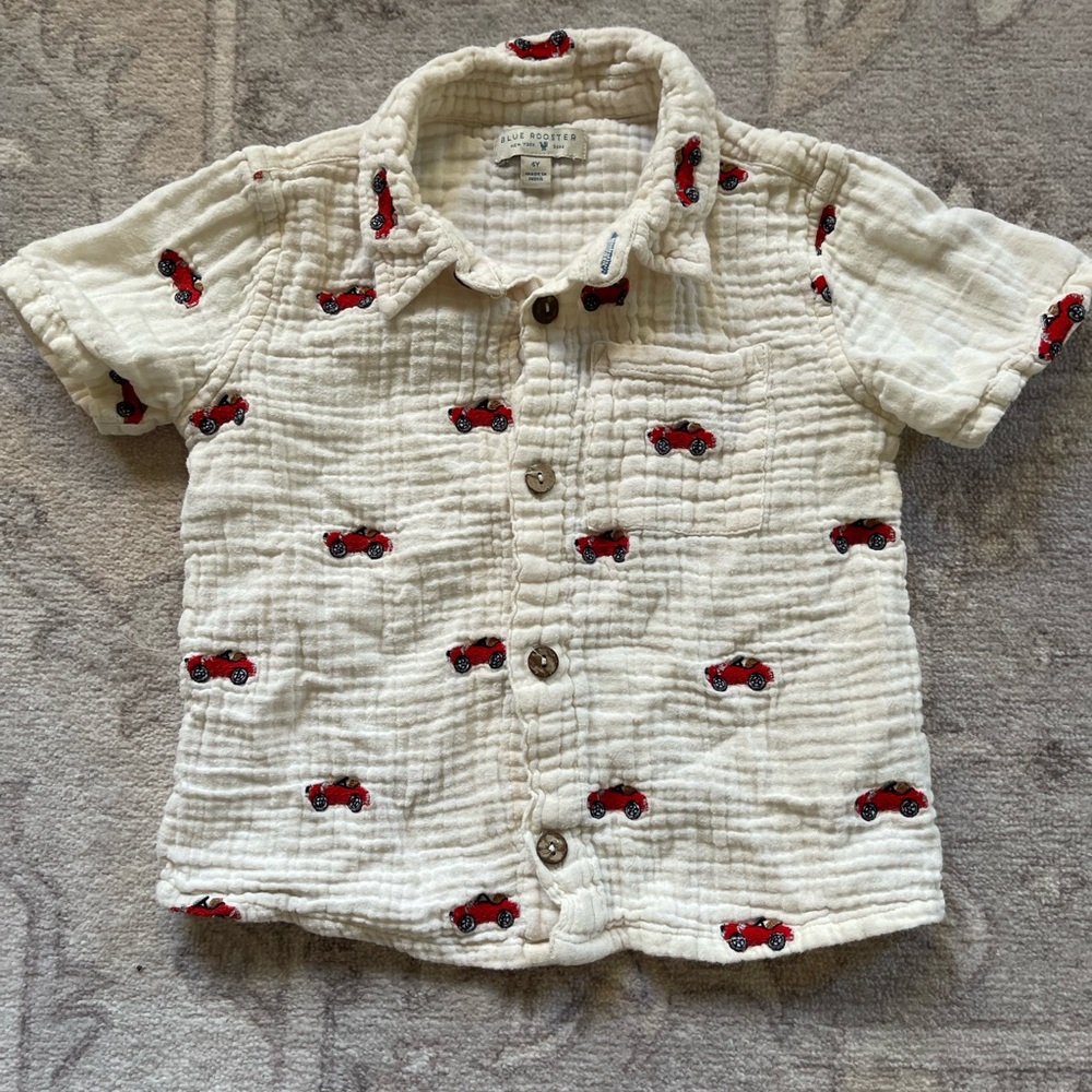 Pink Chicken / Blue Rooster Boys Cream Shirt with Red Car Embroidery Sz 4